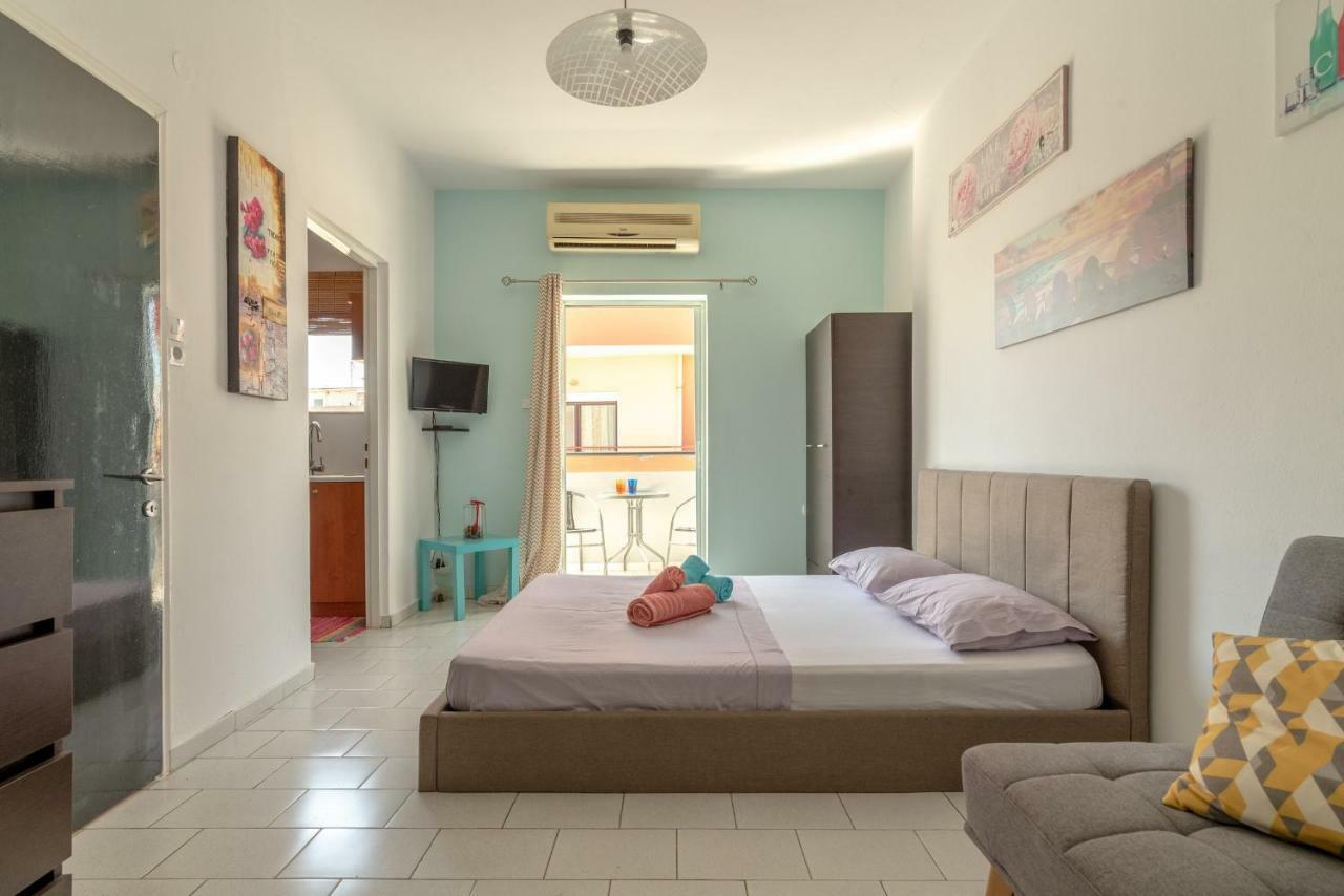 3Rd Floor Apartment Next To The Beachfront Iraklion Buitenkant foto