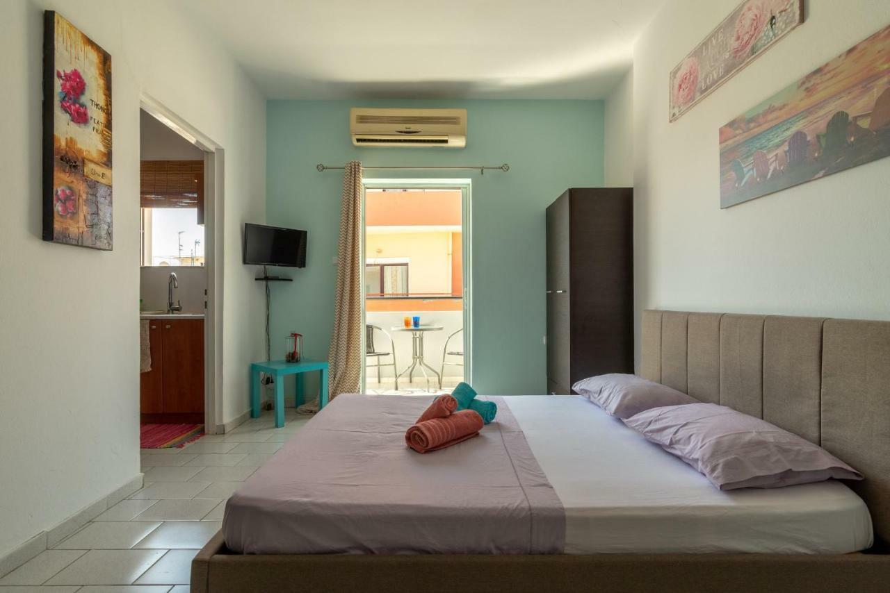 3Rd Floor Apartment Next To The Beachfront Iraklion Buitenkant foto