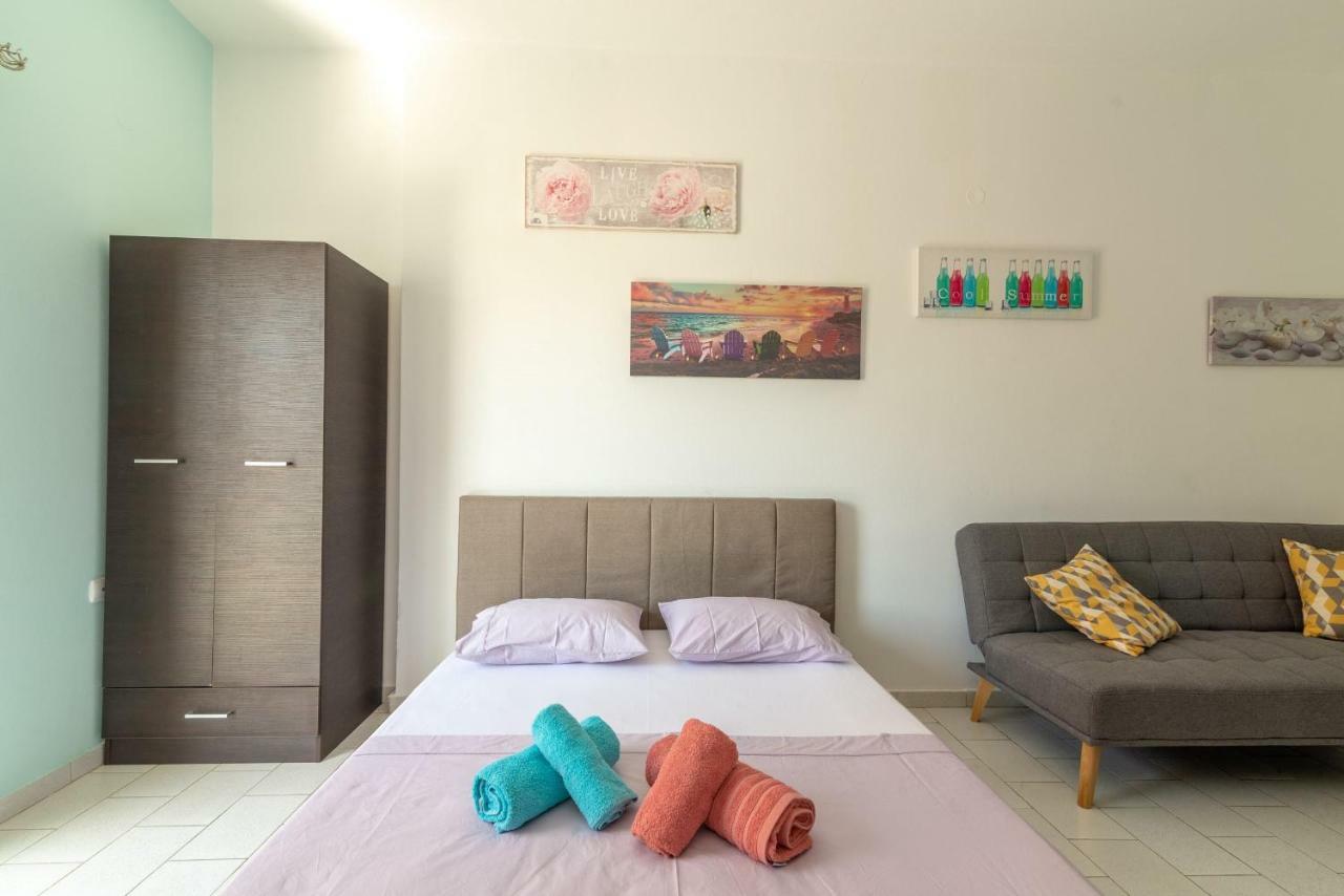 3Rd Floor Apartment Next To The Beachfront Iraklion Buitenkant foto